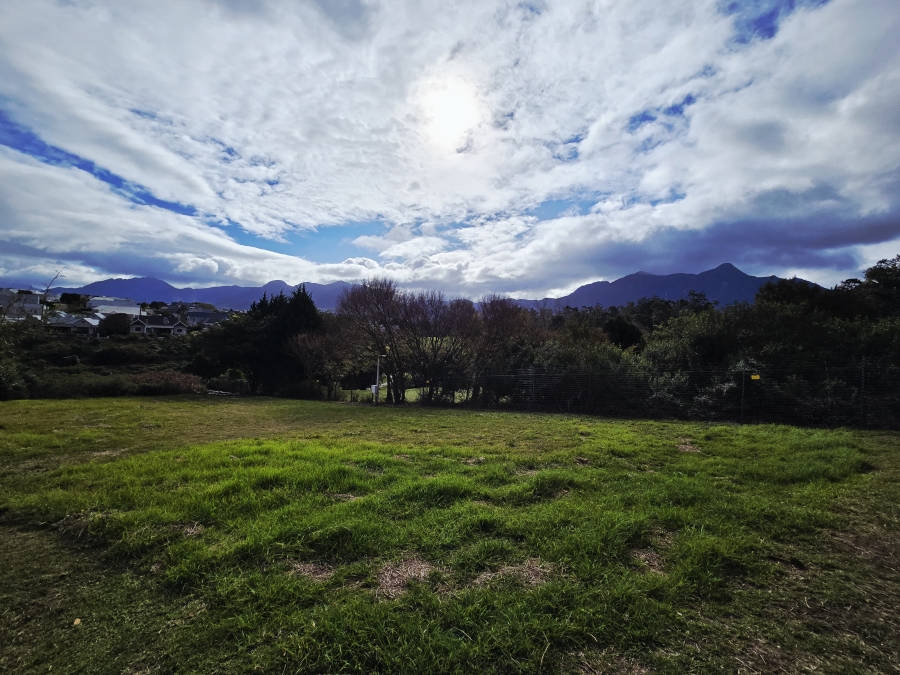 0 Bedroom Property for Sale in Kingswood Golf Estate Western Cape